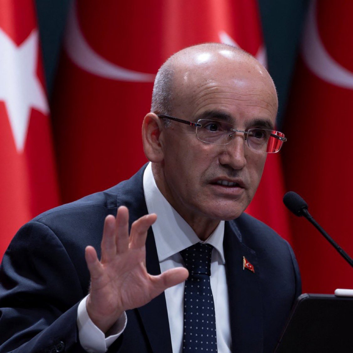 haskologlu's tweet photo. 🔴#SONDAKİKA | Maliye Bakanlığı, Yasa dışı bahis suçuna bulaşanların tüm mal varlıklarına el konulacağını açıkladı. https://t.co/q3R3EpTXCa