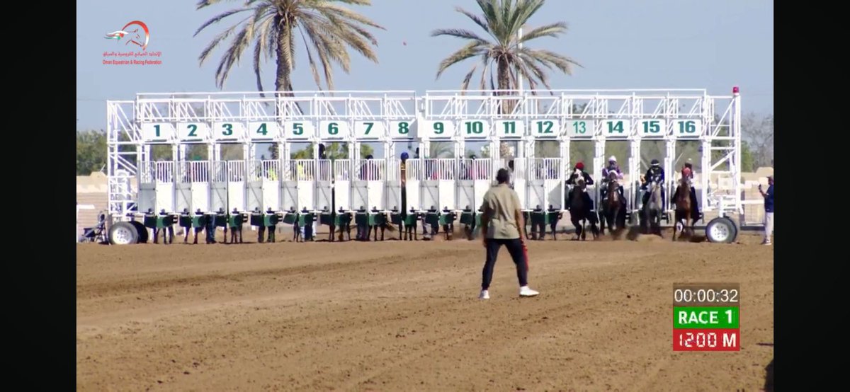 صورة تختصر حال سباقات السرعة للخيل  معنا #الفروسيه_العمانيه_تستنجد_للمره_الثالثه
<a href="/oefom/">الاتحاد العماني للفروسية والسباق</a>