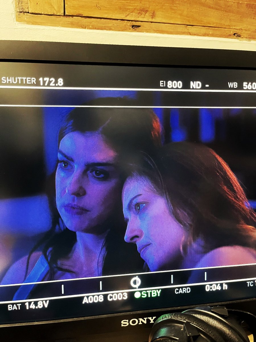 sanchezcava's tweet photo. ¡Rodaje de #BlueBerri finalizado! Menuda historia nos espera. Judit y Celia... ¿Les ponemos #Julia? 
  https://t.co/iOOAGGWfrn

#mafin #maitino https://t.co/bKPO8FRYze