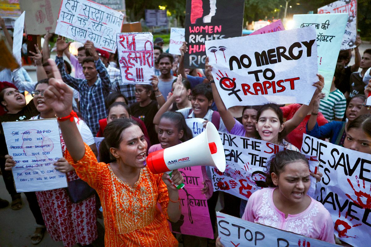 🇮🇳Affaire Nirbhaya : un combat toujours d’actualité

Le viol collectif de Jyoti Singh en 2012 avait provoqué une onde de choc en Inde. Depuis, quelles avancées en matière de justice et de prévention des violences contre les femmes ?

🎧Sur <a href="/franceculture/">France Culture</a>

radiofrance.fr/franceculture/…