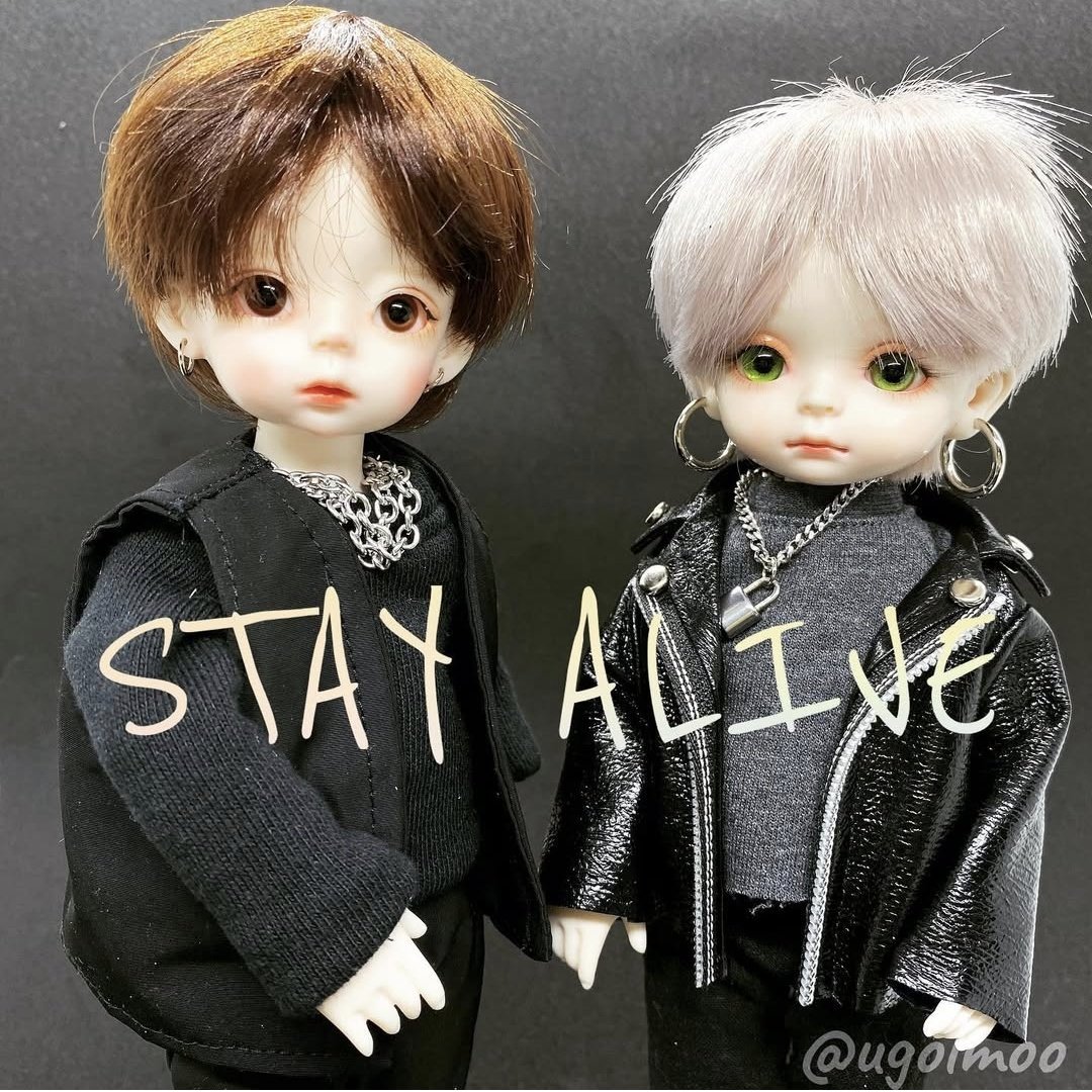 sgugolmoo's tweet photo. #StayAlive_CHAKHO, produced
by #SUGA and vocals by #JUNGKOOK of #BTS
탐라에 보여서 비주얼 보컬 지렸던 착호
끌올.
솜옷 만들기전 구관이들. https://t.co/H1qyN9c1IF