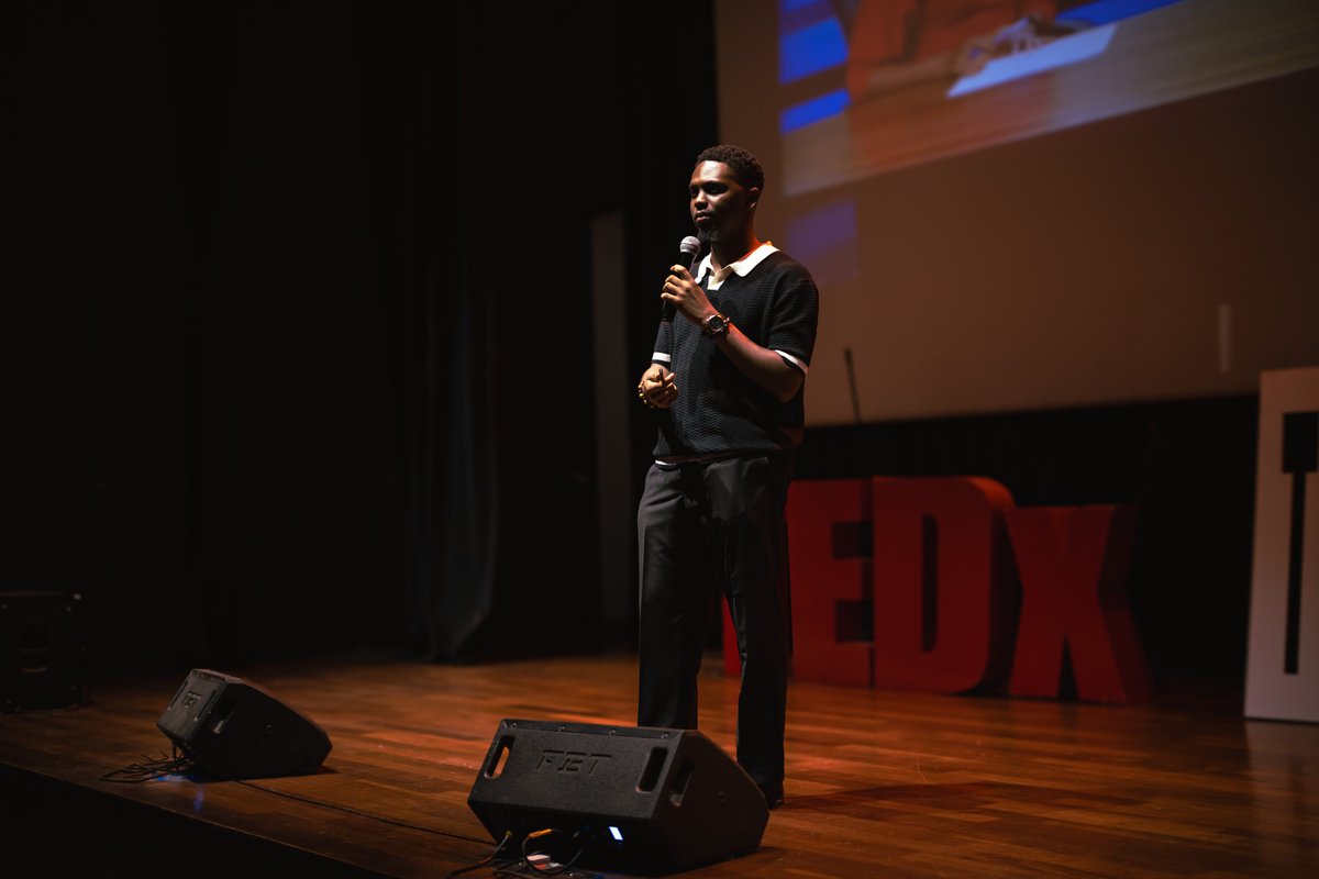 baseman_olu's tweet photo. I gave my first TED talk last Friday @TrinityYaba 
and a great time was had!
📸 : @shotbykachi_ https://t.co/stPNRJINNw
