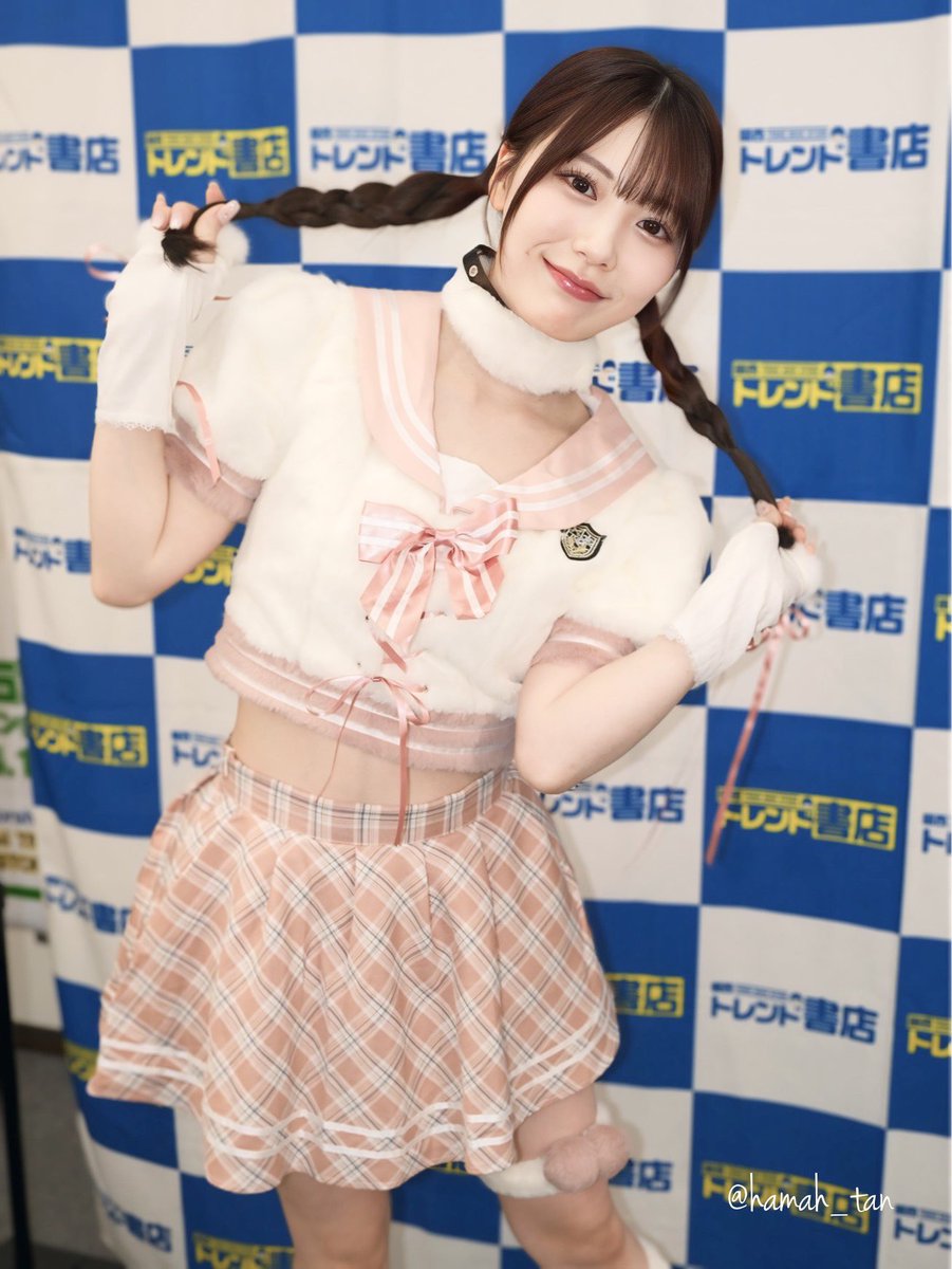 石川澪ちゃん
DVD＆カレンダー名古屋イベント 
2部　前半衣装
2024.11.24
#石川澪
#関西トレンド書店 https://t.co/CsSEMT2nm9