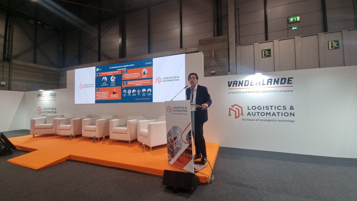 palcubilla's tweet photo. En la feria Logistics
Con el CEL @CELlogistica 
IV Estudio de la Logística del e-commerce
Súper interesante https://t.co/KT6Fc7YdTS