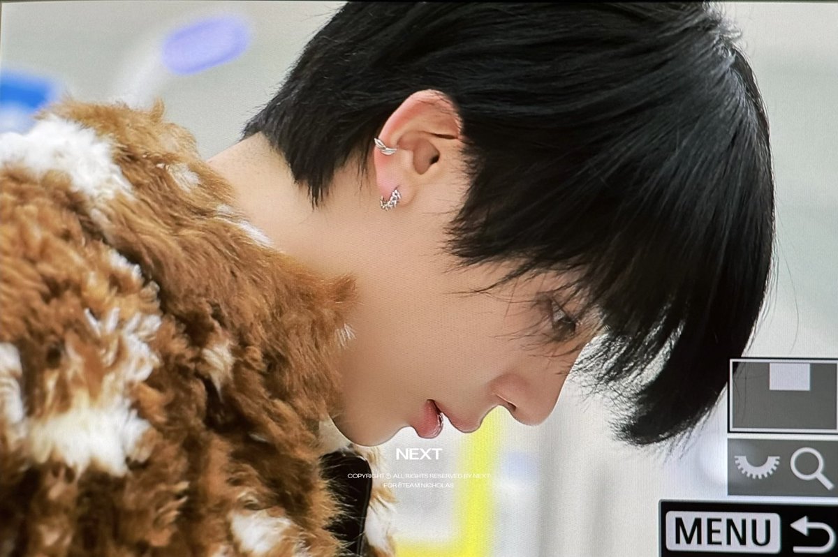 241128 #니콜라스 #NICHOLAS #ニコラス #王奕翔