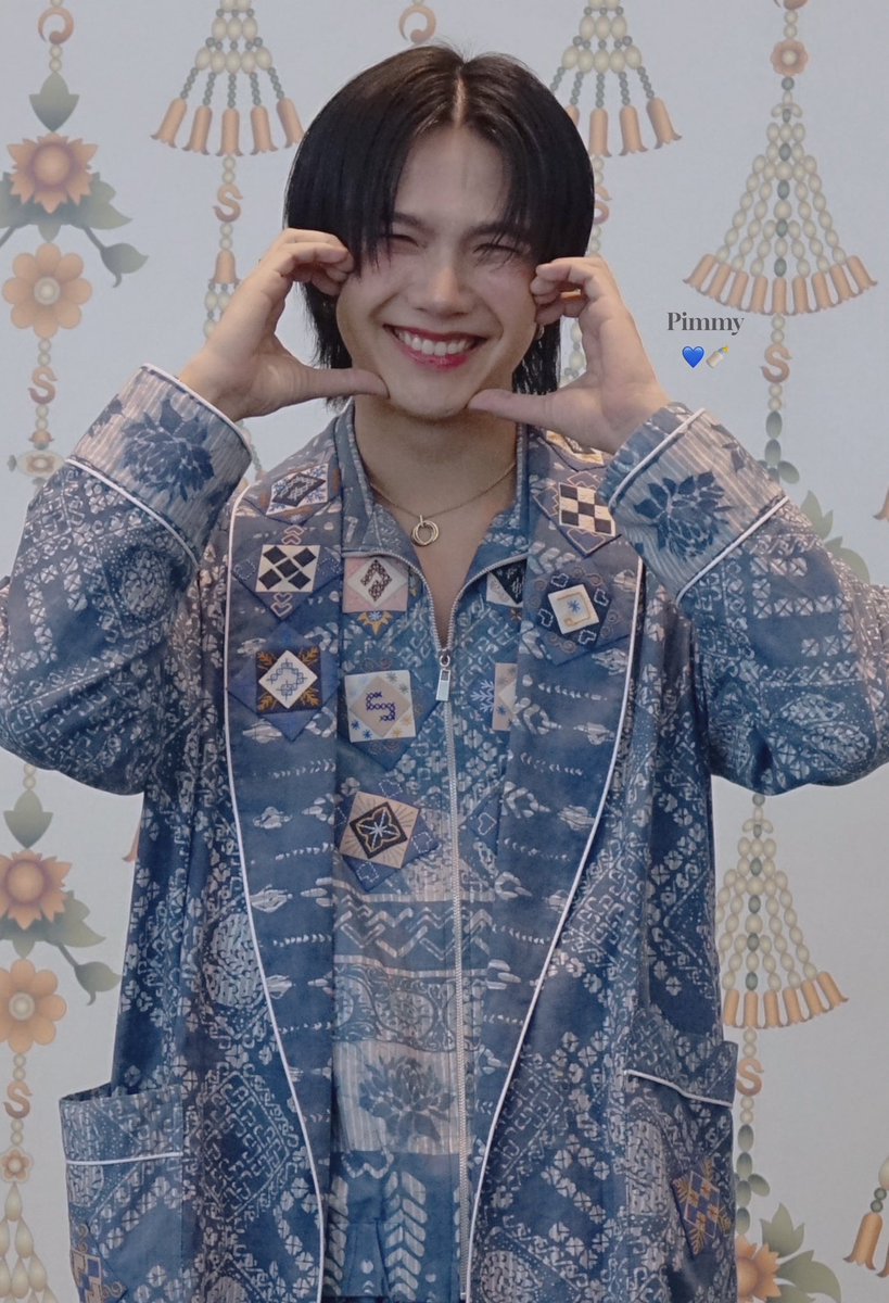 ชมน่าเป็นพันรอบแต่ก็ชมน่ารักต่อไป

BUILD TOGETHER WITH ISSUE THAILAND 
#SilkFestival2024xBuild