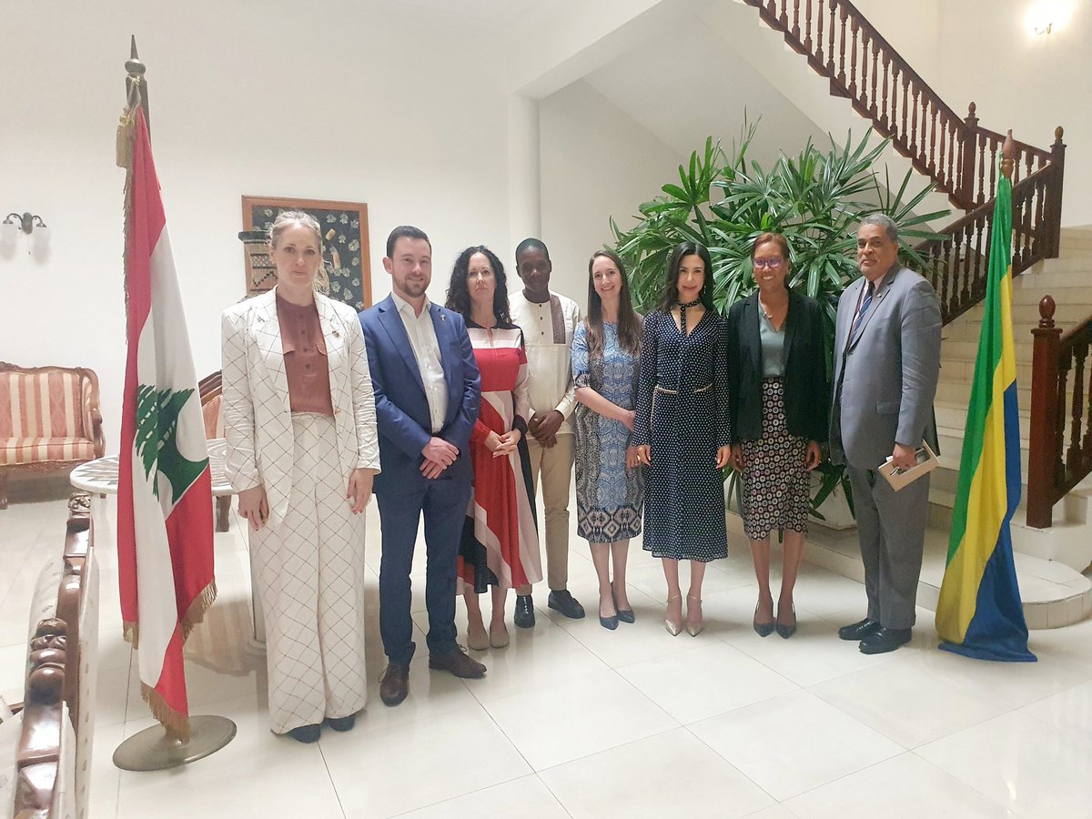 #Lebanon🇱🇧 #USA🇺🇸 cooperation in #Gabon🇬🇦  &amp; #Africa🌍
 Ce fut un réel plaisir d'accueillir l'Ambassadrice des États-Unis au Gabon S.E. Vernelle Trim Fitzpatrick à une réunion de travail avec la communauté entrepreneuriale #Liban-aise du Gabon. Accompagnée d'une délégation de