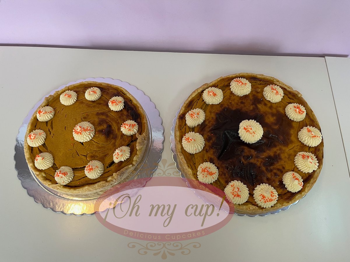 Aunque deberíamos ser agradecidos todo el año hoy especialmente al ser el día de acción de gracias, por ello ya están saliendo las primeras tartas de calabaza , postre típico para esta noche.
#TartaDeCalabaza #pumpkinpie #acciondegracias #Thanksgiving  #tartasmadrid