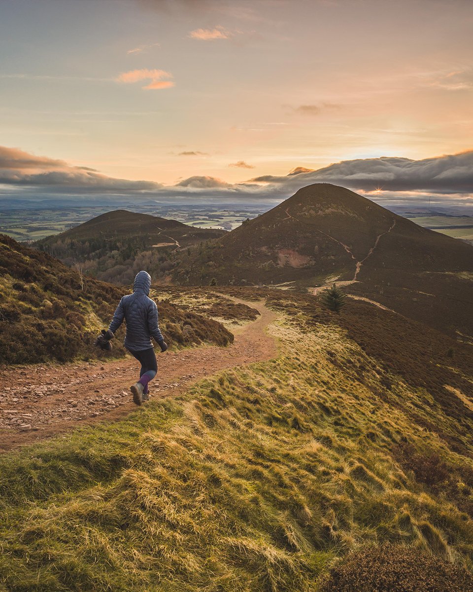 HereScotland's tweet photo. Embrace the great outdoors on your visit to the South of Scotland. 
📌Eildon Hills, Scottish Borders  
#Scotland https://t.co/7S4YbsIlkC