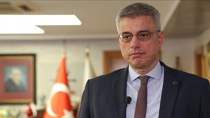 avcemilcicek01's tweet photo. "Sağlık Bakanı Kemal Memişoğlu istifa!" diyen kaç kişiyiz? https://t.co/N0y7sH8Aed