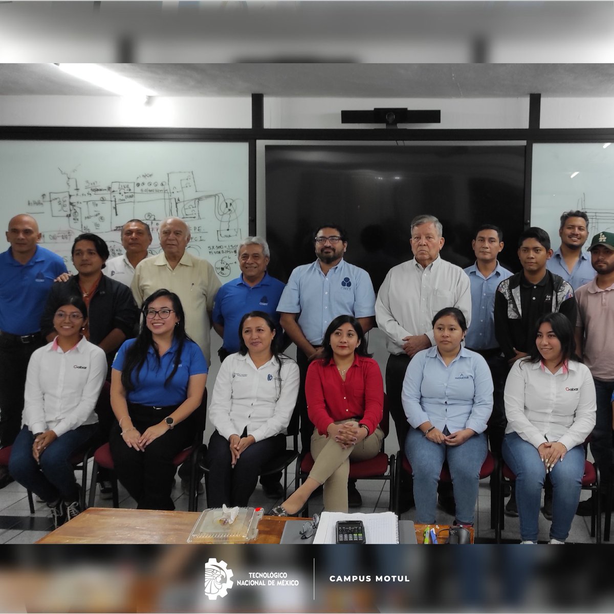 🔧⚡ Estudiantes del TecNM Campus Motul concluyen con éxito el curso "Procedimientos para Proyectos Eléctricos NEC-2023", organizado por el Colegio de IME de Yucatán.

👏 ¡Felicidades, Citlali y Jesús, por su compromiso con la excelencia!