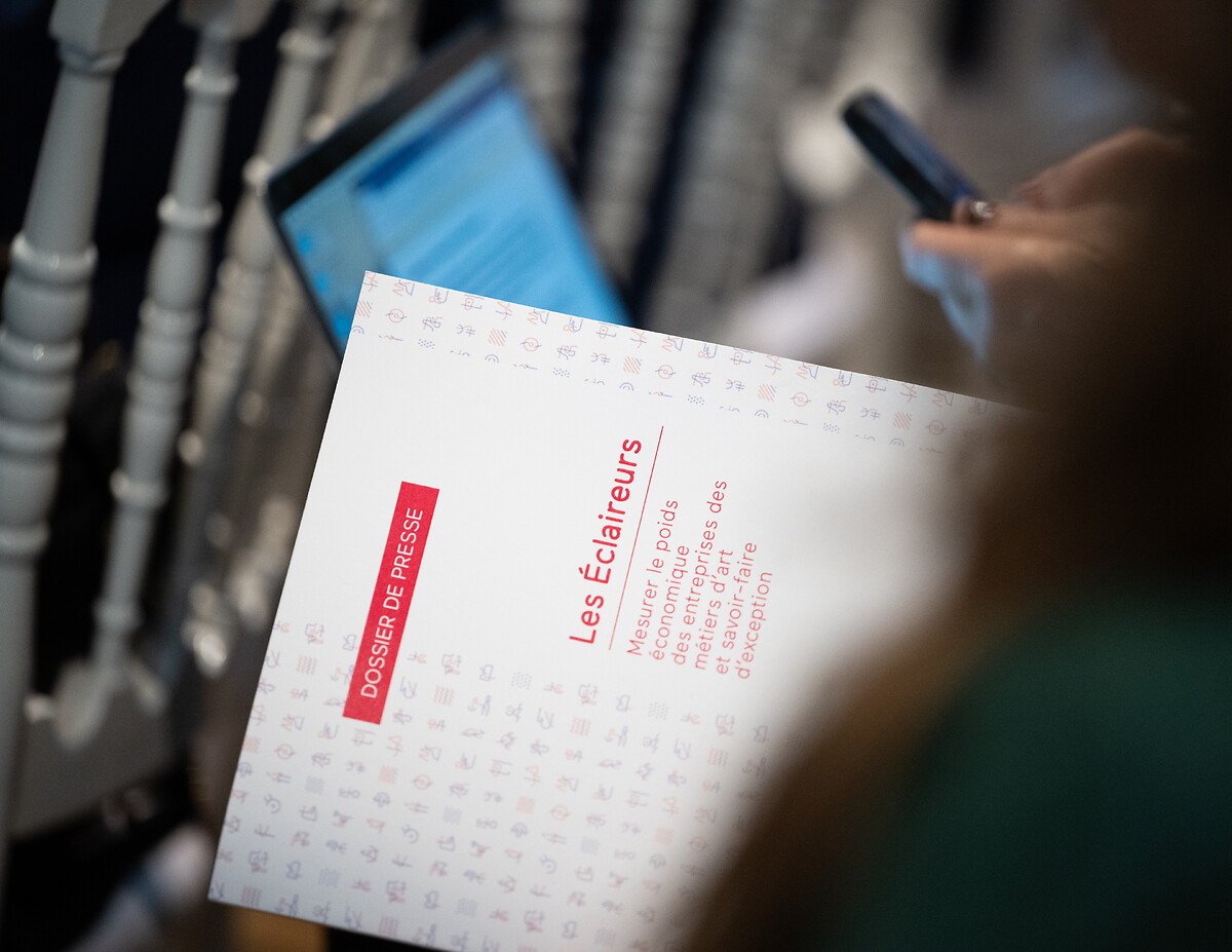 Hopscotch PR (@hopscotchpr_) on Twitter photo 🎨 Mardi matin, la <a href="/Fondation_BS/">Fondation Bettencourt Schueller</a> a présenté les résultats de L’Enquête Les Éclaireurs avec l’Institut pour les Savoir-Faire Français (ex-INMA).✨
Les métiers d’art : gardiens du patrimoine et moteurs économiques essentiels, entre tradition & innovation.
#HopscotchPR #FondationBS 🎨 Mardi matin, la <a href="/Fondation_BS/">Fondation Bettencourt Schueller</a> a présenté les résultats de L’Enquête Les Éclaireurs avec l’Institut pour les Savoir-Faire Français (ex-INMA).✨
Les métiers d’art : gardiens du patrimoine et moteurs économiques essentiels, entre tradition & innovation.
#HopscotchPR #FondationBS