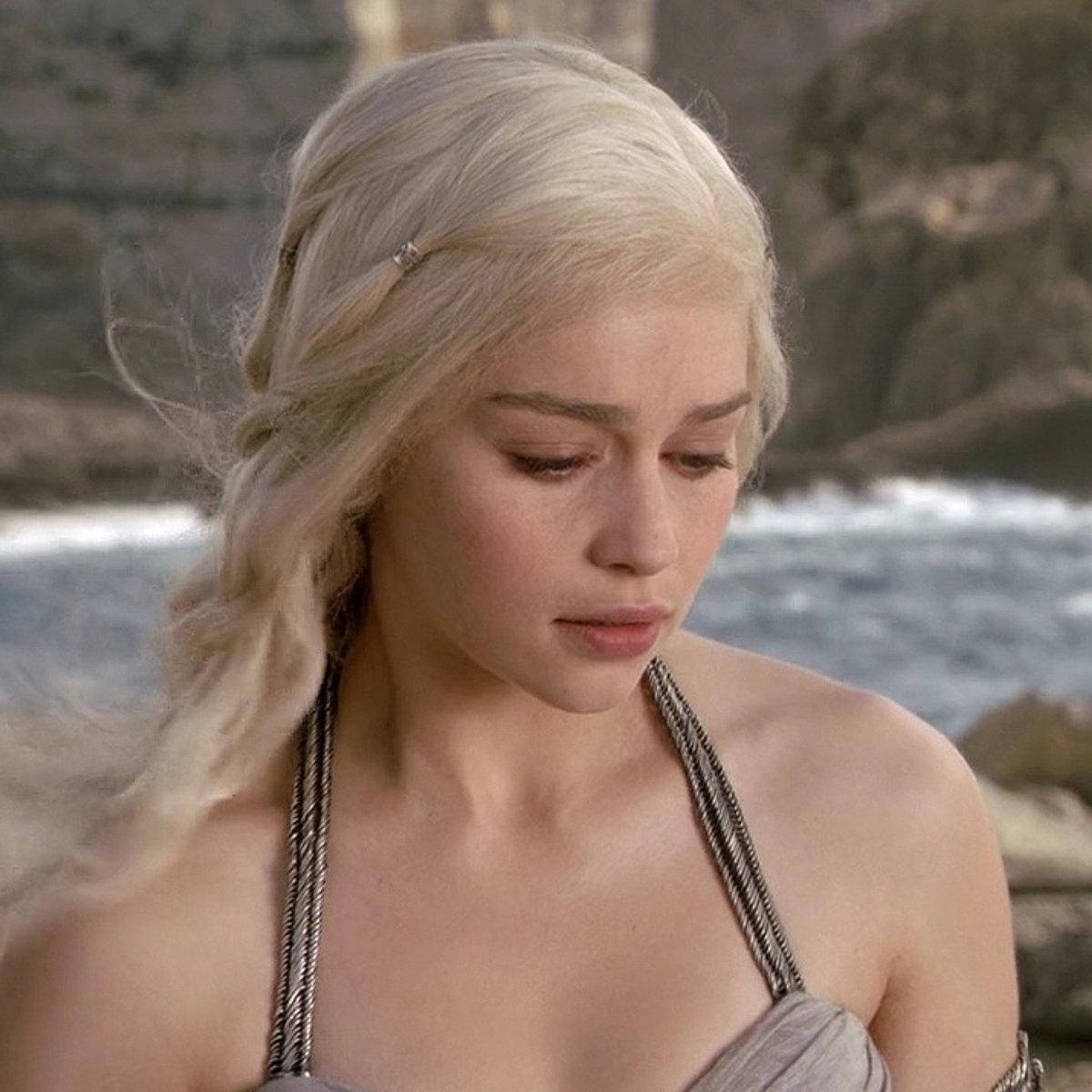 thinkdaenerys's tweet photo. https://t.co/wWoqowr5Zg