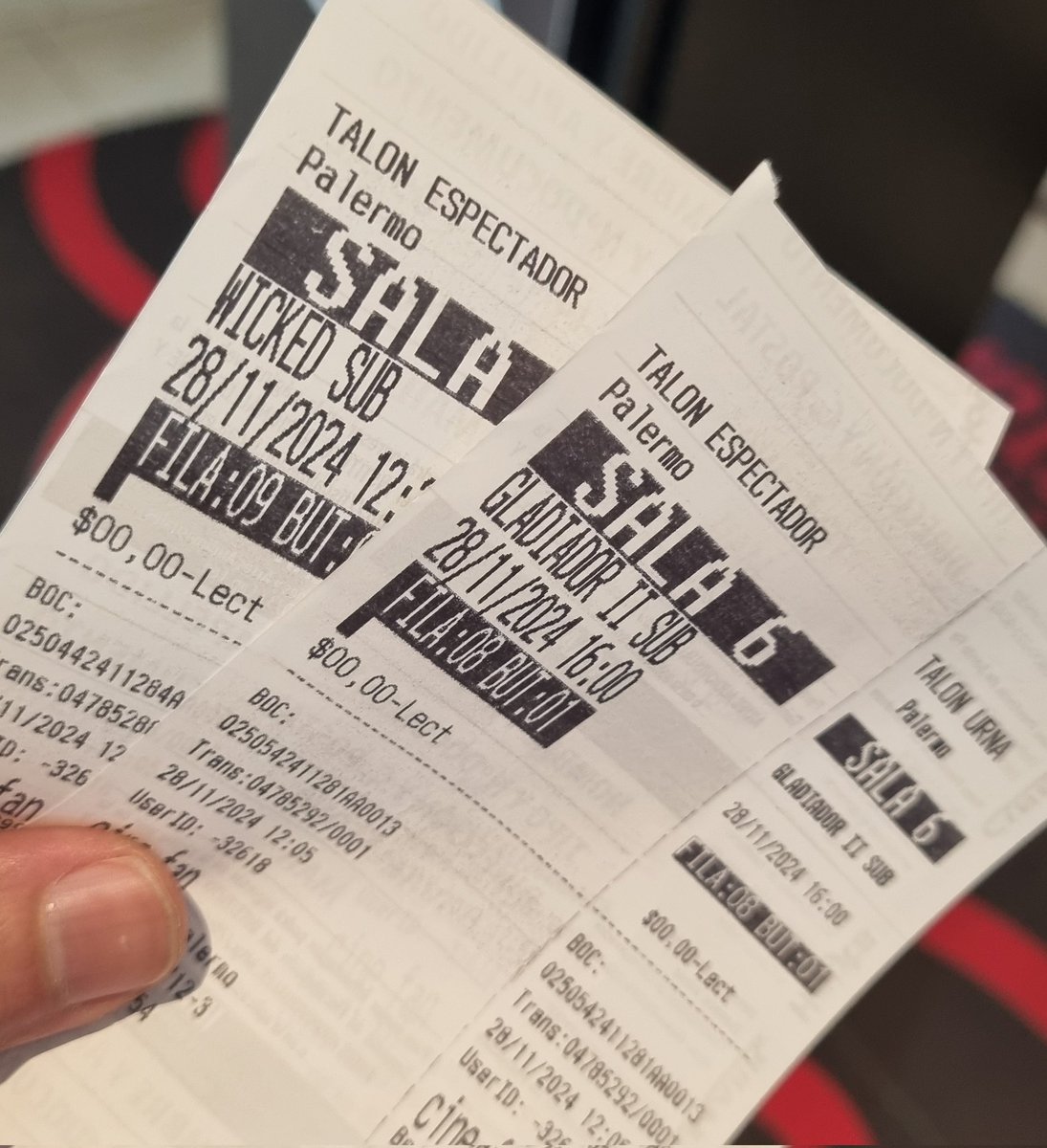 lanaveportal's tweet image. En La Nave ya nos estamos preparando para este evento #Glicked ✨️ Ajusten sus notificaciones del podcast #MundoExtraño🔴 
⬇️ open.spotify.com/show/4gwcAqIcK…