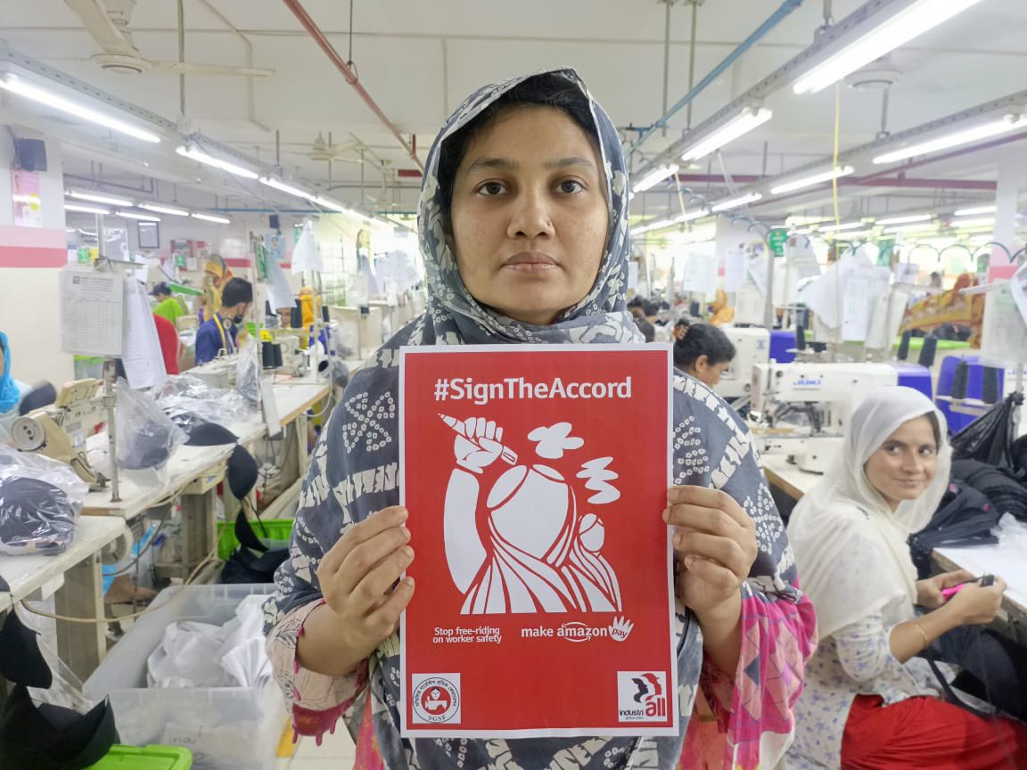 Nazma Akter (@nazmaakter73) on Twitter photo Bangladeshi Garment workers on #BlackFriday are asking for #Amazon to #SigntheAccord now as it saves the lives of the workers.
#MakeAmazonPay
<a href="/IndustriALL_GU/">IndustriALL ๐ฆ @industriall-union.org</a> <a href="/ituc/">ITUC</a> <a href="/uniglobalunion/">UNI Global Union</a> <a href="/ProgIntl/">Progressive International</a> <a href="/AmazonWorkersIn/">Amazon Workers International</a> Bangladeshi Garment workers on #BlackFriday are asking for #Amazon to #SigntheAccord now as it saves the lives of the workers.
#MakeAmazonPay
<a href="/IndustriALL_GU/">IndustriALL ๐ฆ @industriall-union.org</a> <a href="/ituc/">ITUC</a> <a href="/uniglobalunion/">UNI Global Union</a> <a href="/ProgIntl/">Progressive International</a> <a href="/AmazonWorkersIn/">Amazon Workers International</a>