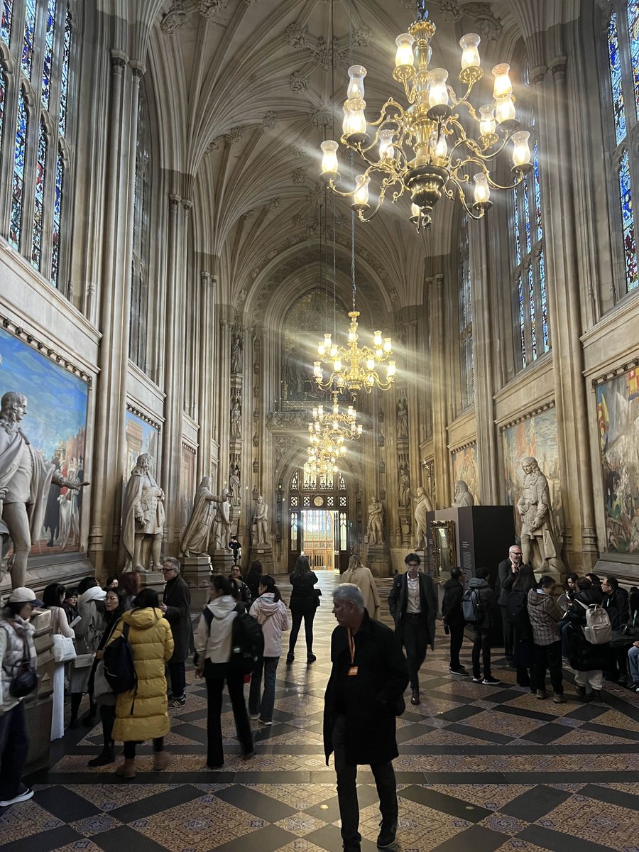 lara_encode's tweet image. What a week to be bizops!

Tues: We went to @StandWCrypto_UK &apos;s Blockchain Entrepreneurship Event, seeing pitches for blockchain use cases + meeting super cool VCs.

Today: We joined @Mercuri_vc&apos;s Women in AI brunch + met  incredible women changing the AI game. 

Web3 is so cool.