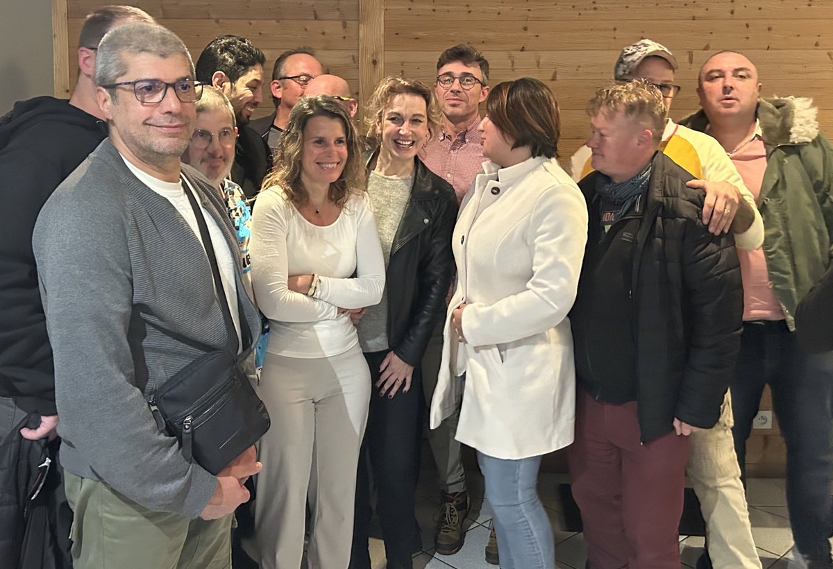 Marylise Léon (@maryliseleon) on Twitter photo Merci au Symetal Alpes/Loire et à <a href="/CfdtUgitech/">CFDT UGITECH</a> pour leur accueil! Avenir des filières indus, maintien des emplois, reconversions, politique indus européenne au service de la transition écologique juste! Merci aussi aux camarades des <a href="/CFDTfp/">CFDT Fonctions publiques</a> et <a href="/UCRCFDT/">CFDT Retraités</a> pour votre engagement ! Merci au Symetal Alpes/Loire et à <a href="/CfdtUgitech/">CFDT UGITECH</a> pour leur accueil! Avenir des filières indus, maintien des emplois, reconversions, politique indus européenne au service de la transition écologique juste! Merci aussi aux camarades des <a href="/CFDTfp/">CFDT Fonctions publiques</a> et <a href="/UCRCFDT/">CFDT Retraités</a> pour votre engagement !