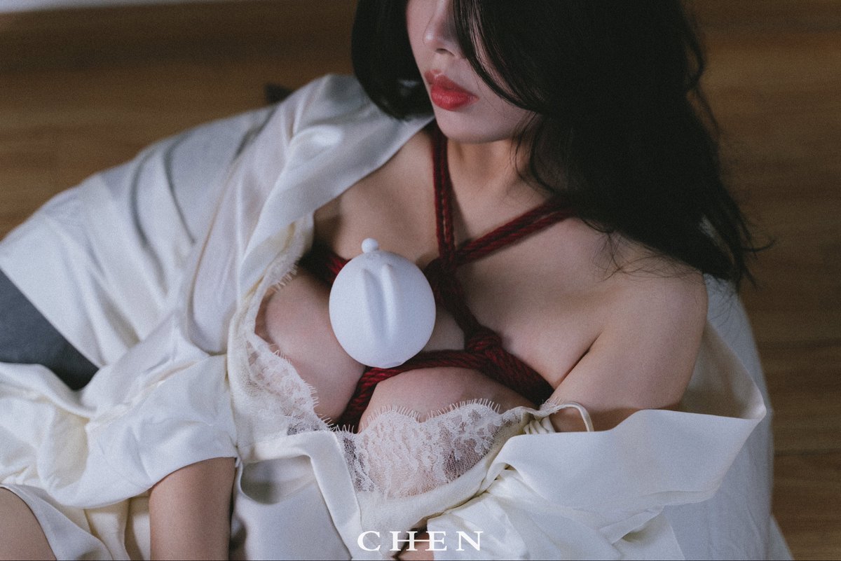 美好的不应被抑制束缚
白嫩兔兔 火力全开
尾巴震拍是真的nice 
强推ing.....
昵欢兔：叽咪兔
Mol： @xiaonl9 
Rope: @Apple57196523 
Prop：@nihuantu198193 
#昵欢兔 #绳缚 #睡衣part
@Fengsiyuan @XXman61101766  @cuteeeee11 @euteeeee @007share https://t.co/Ax7XLxEgmG