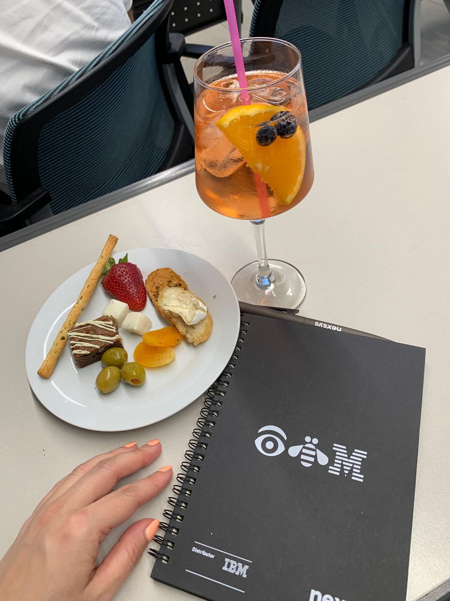 vZionGroup's tweet photo. Ayer participamos de un exclusivo evento IBM CLOUD, organizado por @IBM @Nexsyschile.
Agradecemos a nuestro partner de negocios por invitarnos y participar de esta experiencia, llevaremos nuestros clientes a soluciones flexibles de nube para sus negocios https://t.co/ZKhATMChvr
