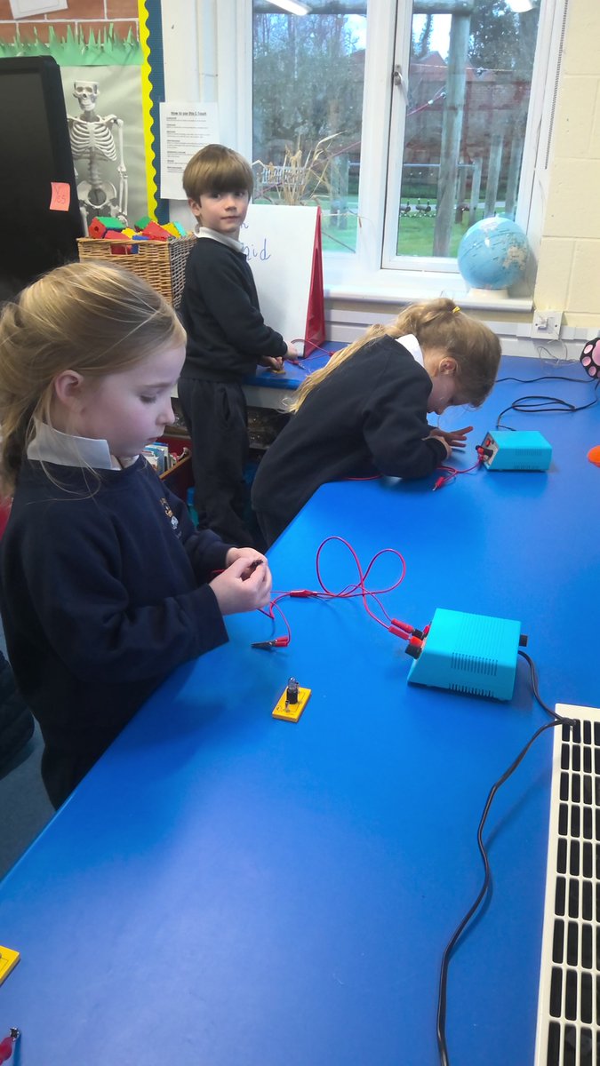 Year 1 had a great time learning how to make a light bulb work using a simple circuit. We read about a famous person, Thomas Edison and his hard work and perseverance when he invented the light bulb. #HazlegrovPreprep #HazlegroveYear1 #HazlegroveScience