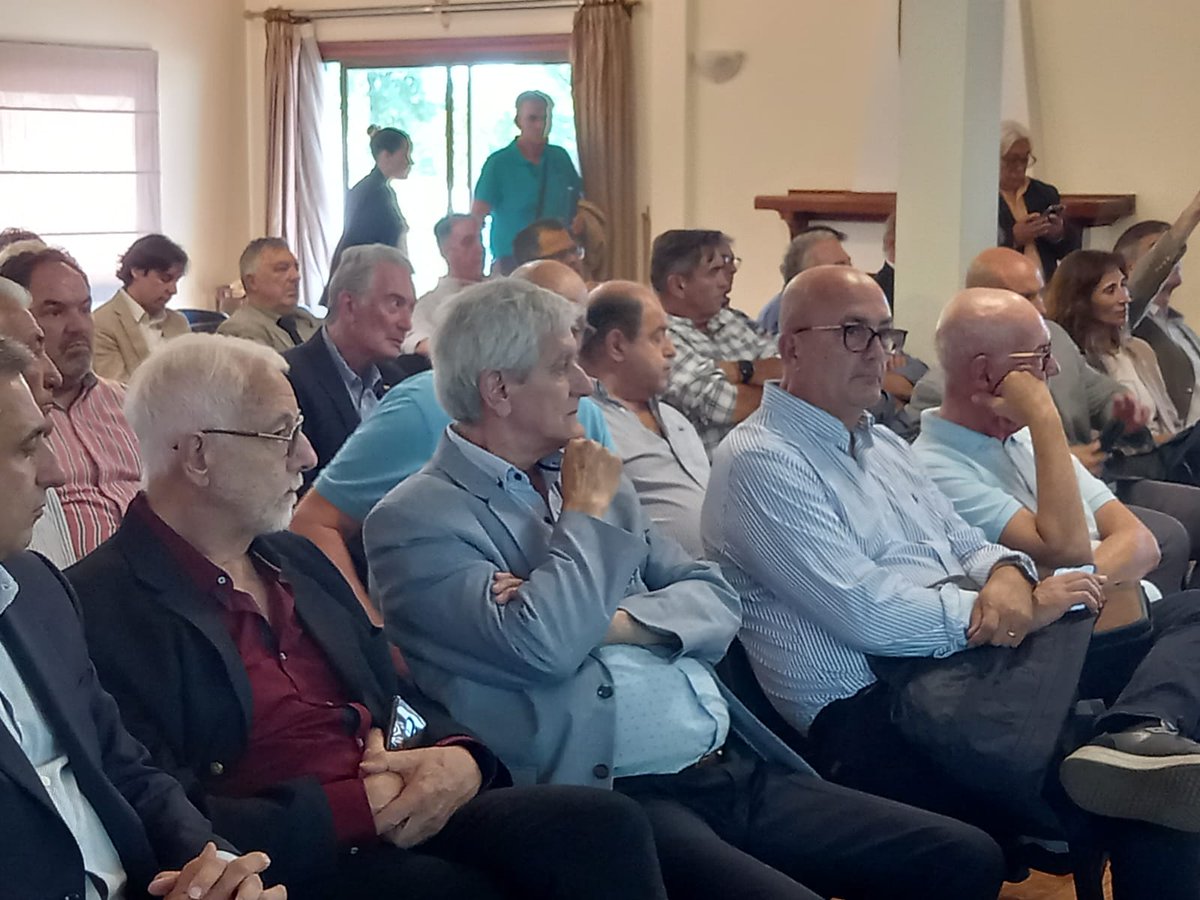 Asociación de Industriales de Buenos Aires 🏭 tweet media