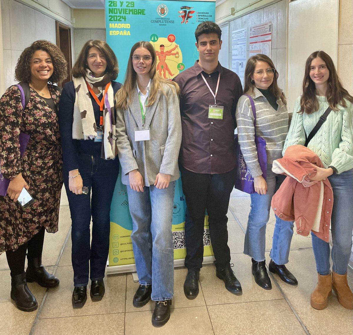 Concha Peiró (@conchapeir) on Twitter photo Con nuestro grupo <a href="/farmavasm/">FARMAVASM</a> disfrutando hoy del <a href="/CJI_fisio_UCM/">Congreso de Jóvenes Investigadores en Fisiología</a> y de las presentaciones de los investigadores en formación #Doctorado #Investigación <a href="/_aanaa_cu/">Ana⚪</a> <a href="/FelicityShamoon/">Felicity Shamoon</a> <a href="/AliV1234567/">Alicia Villacampa Calvo</a> <a href="/carlosfsanchezf/">Carlos Sánchez Ferrer</a> <a href="/PosgradoFarma/">PosgradoFarmaUAM</a> <a href="/UAM_Medicina/">Medicina UAM</a> <a href="/DptoFisioUCM/">Departamento de Fisiología, UCM</a> Con nuestro grupo <a href="/farmavasm/">FARMAVASM</a> disfrutando hoy del <a href="/CJI_fisio_UCM/">Congreso de Jóvenes Investigadores en Fisiología</a> y de las presentaciones de los investigadores en formación #Doctorado #Investigación <a href="/_aanaa_cu/">Ana⚪</a> <a href="/FelicityShamoon/">Felicity Shamoon</a> <a href="/AliV1234567/">Alicia Villacampa Calvo</a> <a href="/carlosfsanchezf/">Carlos Sánchez Ferrer</a> <a href="/PosgradoFarma/">PosgradoFarmaUAM</a> <a href="/UAM_Medicina/">Medicina UAM</a> <a href="/DptoFisioUCM/">Departamento de Fisiología, UCM</a>