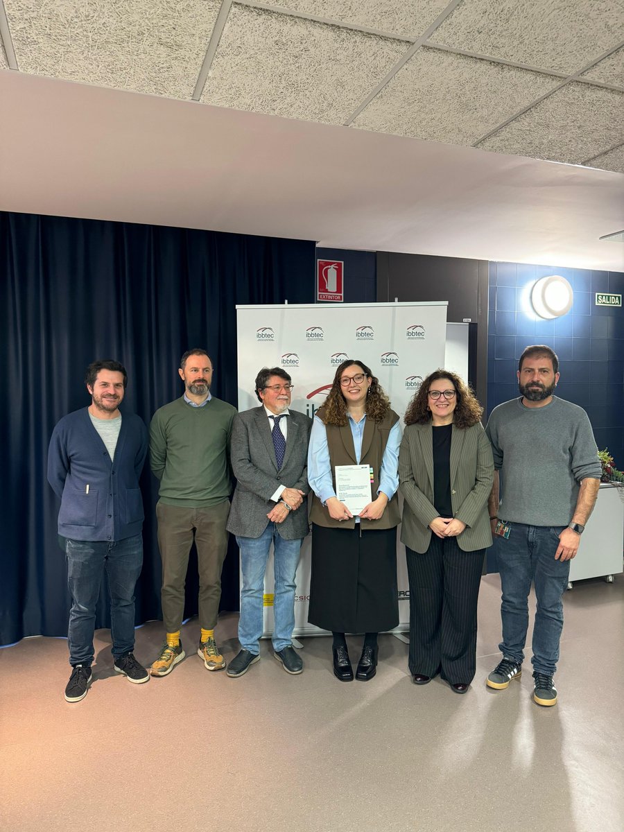 calvo_lab's tweet photo. New PhD in the CalvoLab! Congratulations to Diane Coursier for her great work defending her PhD project. Thanks to the evaluating panel for the discussion and comments (@fantinlab, @CuendaAna and @leonj111) https://t.co/xapGIA1x0h