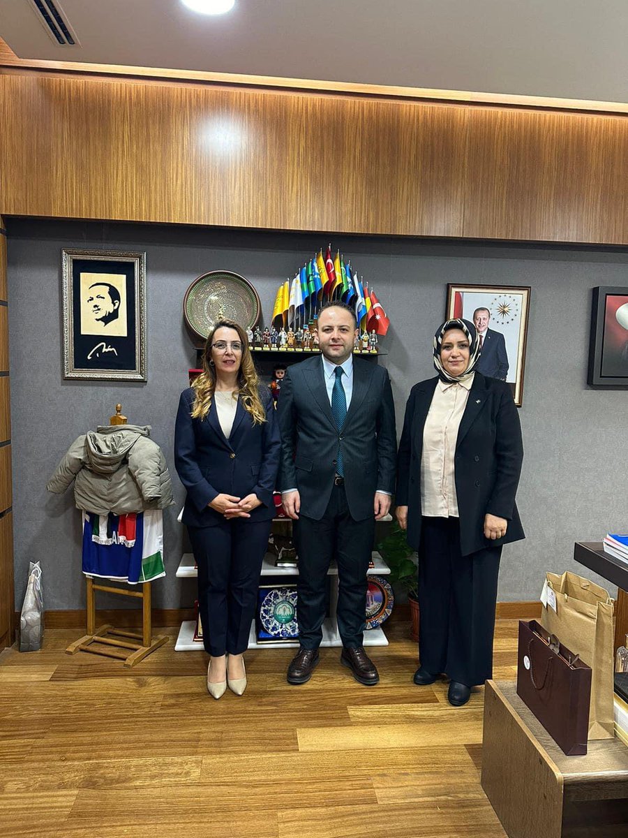 AK Parti Genel Merkez Kadın Kolları Başkanlığı tarafından Ardahan İl Kadın Kolları Başkanımız olarak Gülten Özdemir atanmıştır. Başkanımıza yeni görevinde başarılar diliyorum.

Büyük bir özveri ve başarıyla Ardahan İl Kadın Kolları Başkanlığı görevini yürüten Selda Kılıç