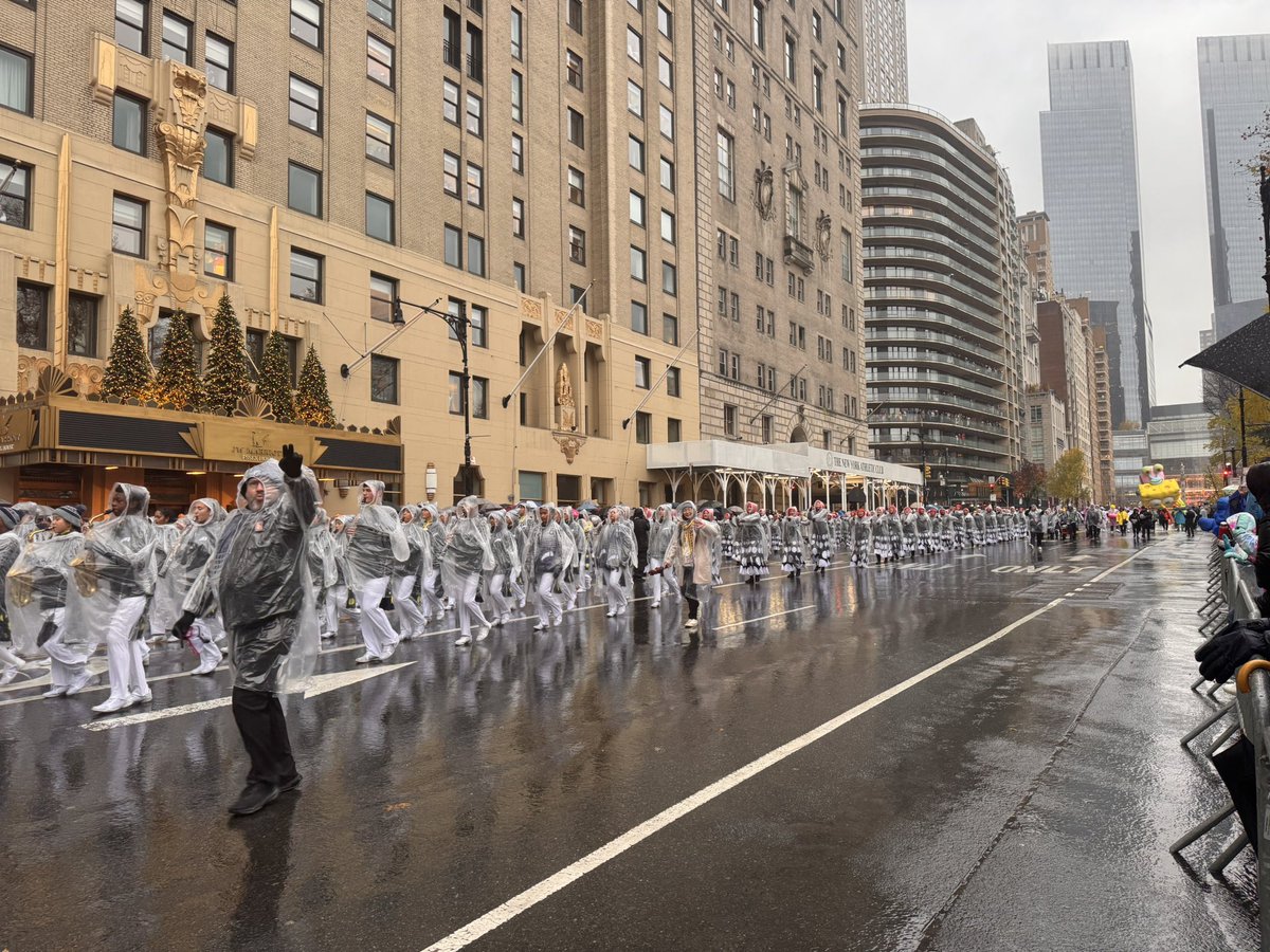 The <a href="/FlowerMoundBand/">Flower Mound Band</a> representing the state of Texas and <a href="/LewisvilleISD/">Lewisville ISD</a> in the Macy’s Thanksgiving Day Parade!  They looked and sounded great!  Congratulations on this prestigious honor of being selected for this opportunity!