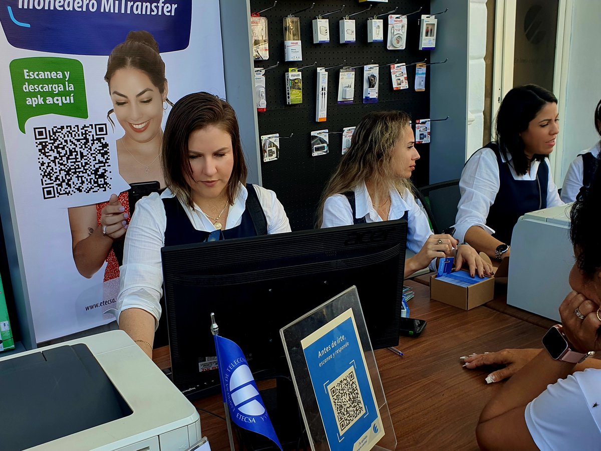 Feria de Comercio Electrónico en ETECSA Holguin 👇👇👇
#EtecsaTeAcompaña 
#EtecsaHolguin
#ComercioElectronico