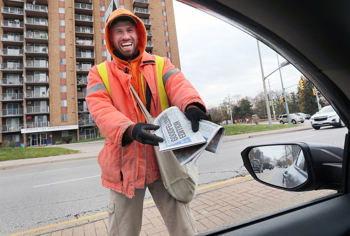 Dan_Janisse's tweet photo. Drive safely today, Windsor Goodfellows volunteers are selling papers at several city intersections. https://t.co/6X2hymPSaO