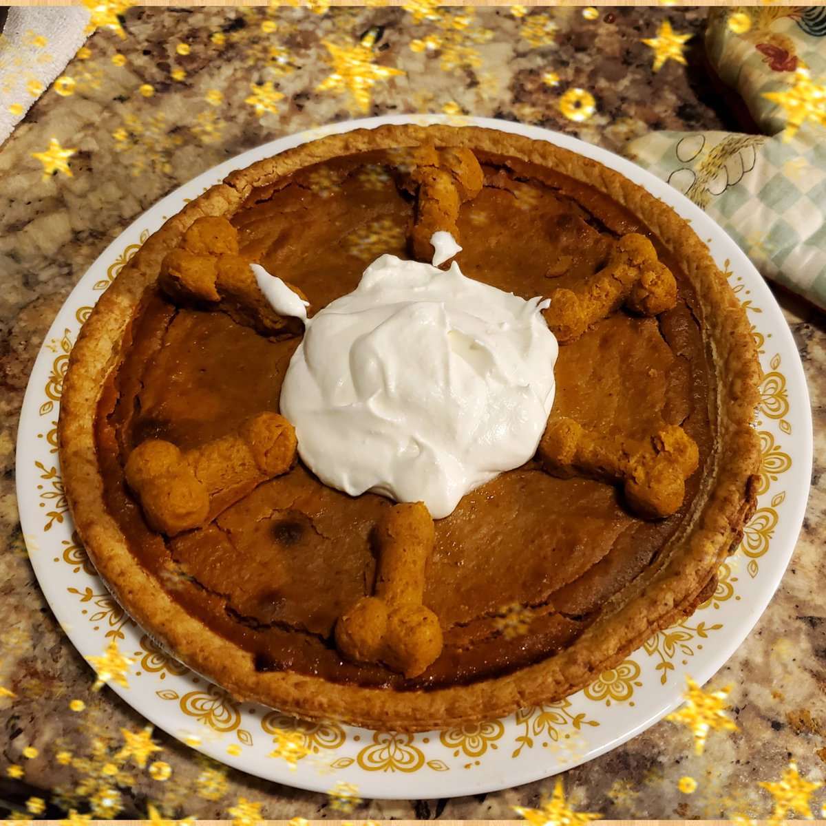 ChurchofBL's tweet photo. Happy Thanksgiving to my Amurican parishioners~! Yes I made that.... with my own wittle hands.... **finger guns** https://t.co/qetrPzDN4g