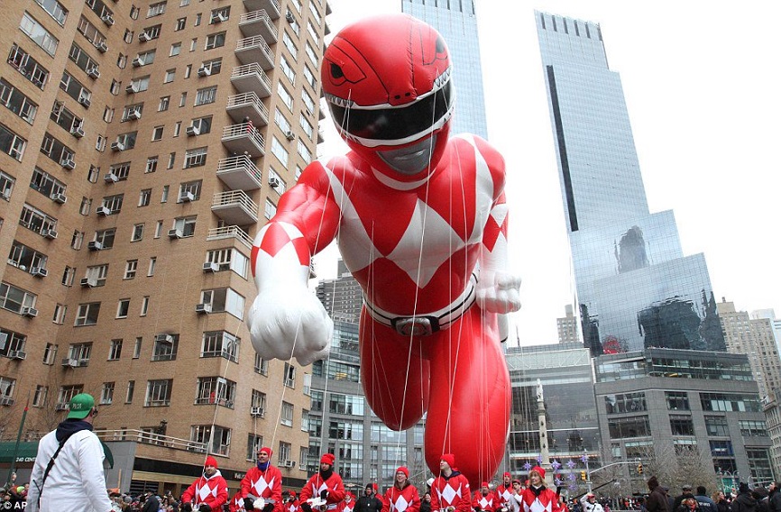 BlazeBinges's tweet image. Red Ranger 
Macy&apos;s Thanksgiving Day Parade 
#PowerRangers #ThanksgivingDay #MacysParade