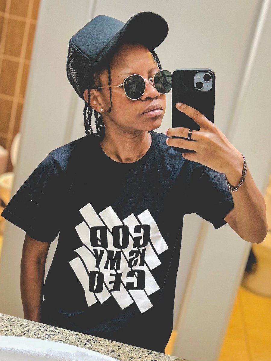 youngmwen_'s tweet photo. Grateful 🙏🏽🖤 https://t.co/ox3xLQxASY