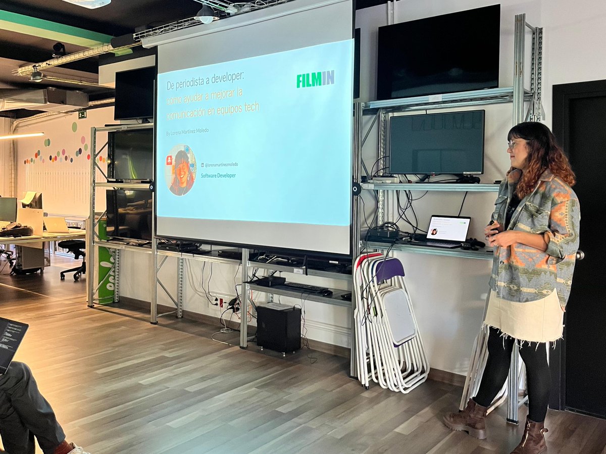 Hoy nos ha visitado Lorena Martínez (<a href="/mm_loree4/">MMLORENA</a>) para hablarnos de cómo mejorar la comunicación en equipos tech. Ha sido una charla interesantísima. ¡Mil gracias, Lorena!💚
