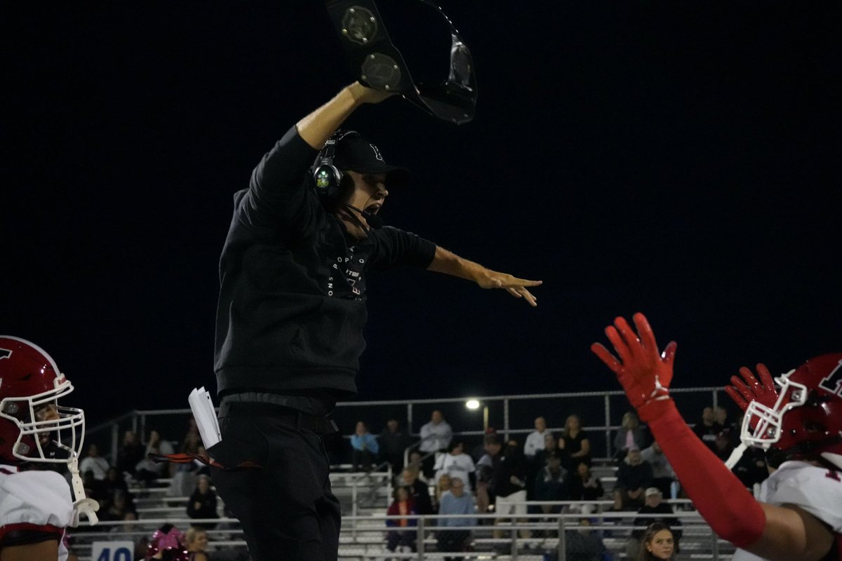 Mark Hendricks (@coachmhendricks) on Twitter photo 🔴⚫️2024 Season | 8-3 Record
Best since 2013….So thankful for a great group of players and coaches | Have some fun with your families today, Boys‼️🦃
<a href="/youth_dragons/">Kingsway Dragons Youth Football</a> <a href="/Dragons_AD/">Kingsway Athletics</a> <a href="/KRSDPride/">#KingswayDragonPride</a> 🔴⚫️2024 Season | 8-3 Record
Best since 2013….So thankful for a great group of players and coaches | Have some fun with your families today, Boys‼️🦃
<a href="/youth_dragons/">Kingsway Dragons Youth Football</a> <a href="/Dragons_AD/">Kingsway Athletics</a> <a href="/KRSDPride/">#KingswayDragonPride</a>