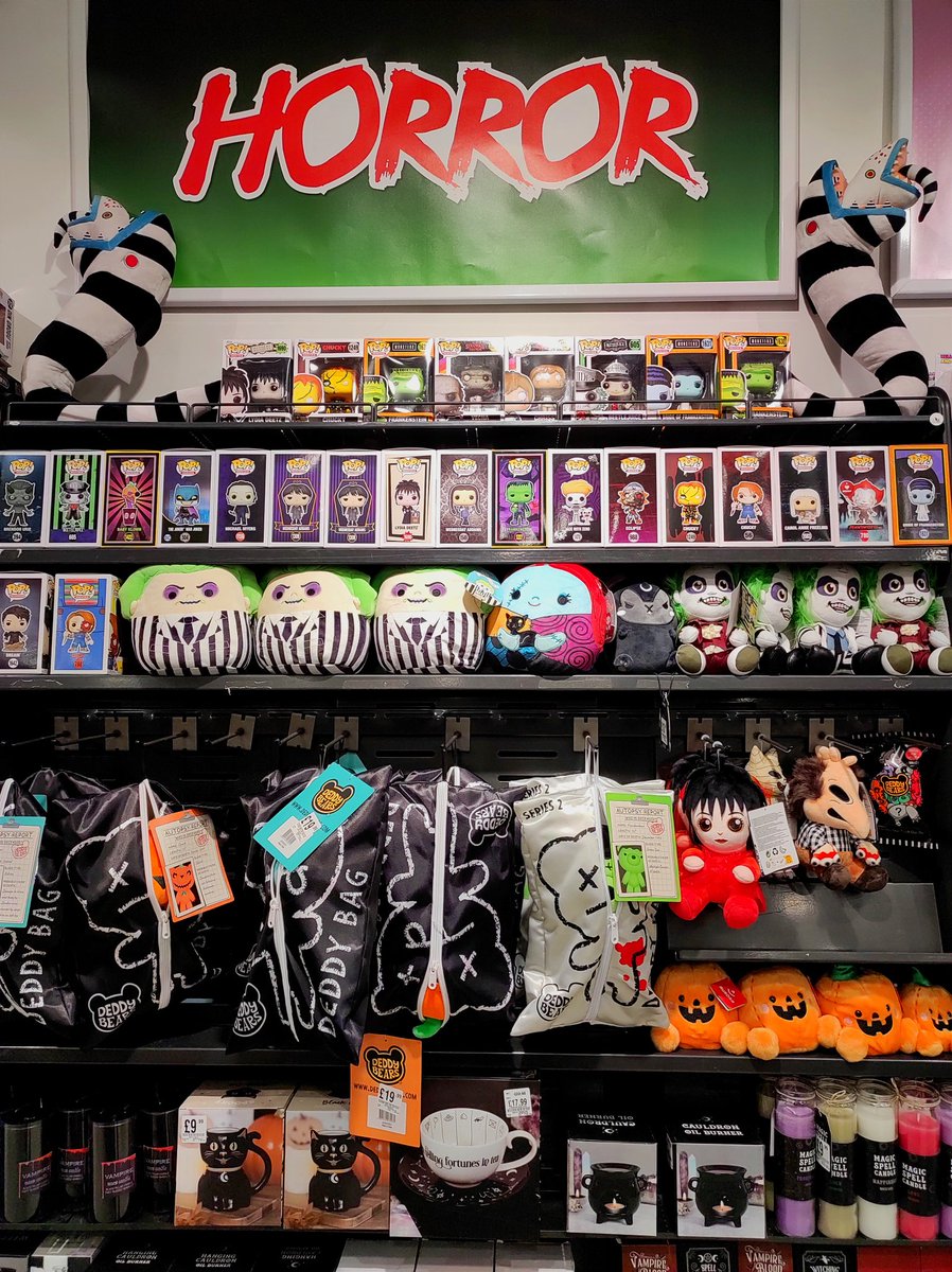 We've got some fantastic Beetlejuice stock In store just in time for the Beetlejuice Beetlejuice release on Monday!!! 

#Beetlejuice #BeetlejuiceBeetlejuice #hmv #merch