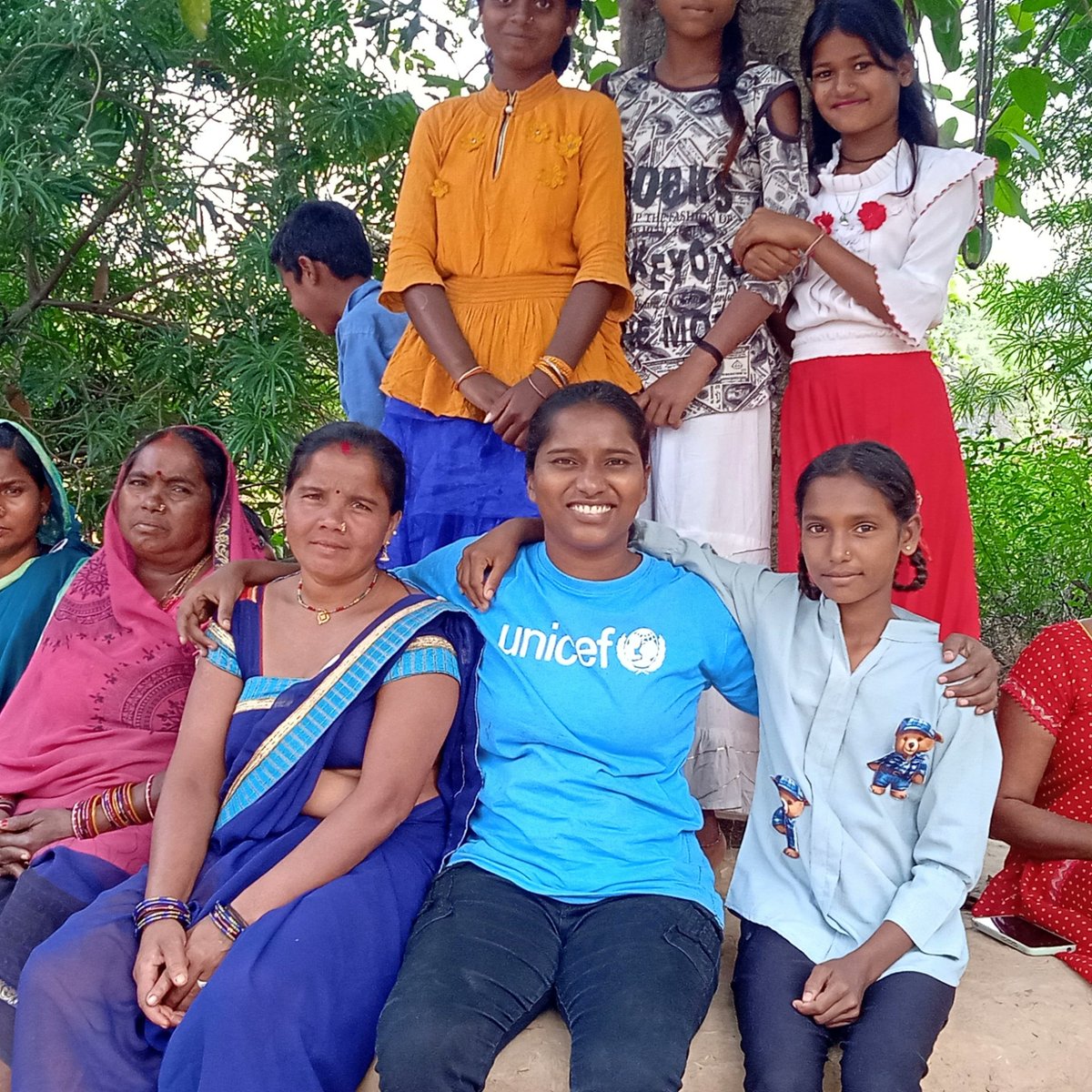 MumtajB97637176's tweet photo. Thank you ☺️Yuvoday #Hasdeohero and @UNICEFIndia Working in the community brings immense joy. Witnessing positive change in the community is leading to positive change within myself too. 😊⭐ #Yuvoday #CommunityChange💪 #PositiveImpac @agriconsamiti @abhisheksinghDP https://t.co/pTUwsRKsvV