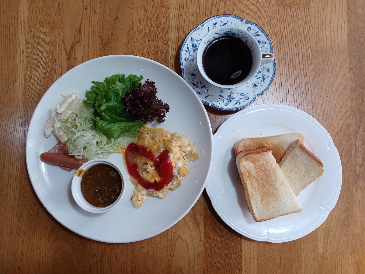 com11198338's tweet photo. ★モーニング★

毎朝(月曜日休み)10時～
モーニング(ホットコーヒー付き)　700円(税込)
やってます☕😃☀️

お待ちしております😊💕

#モーニング #モーニングプレート #モーニングで豊かな１日を   #酒田モーニング 　#朝のちょっと贅沢な自分時間　 #こだわりコーヒー  #ダイニングカフェクローバー https://t.co/mdBaZy2QtJ