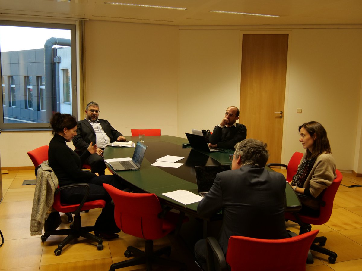 Governance of Cohesion Policy at the 💛 heart of the discussions during today's <a href="/CPMR_Europe/">CPMR</a> Core Group meeting ➡️ world café roundtables to come up with specific reform proposals for #CohesionPolicy ☕️🤝💡