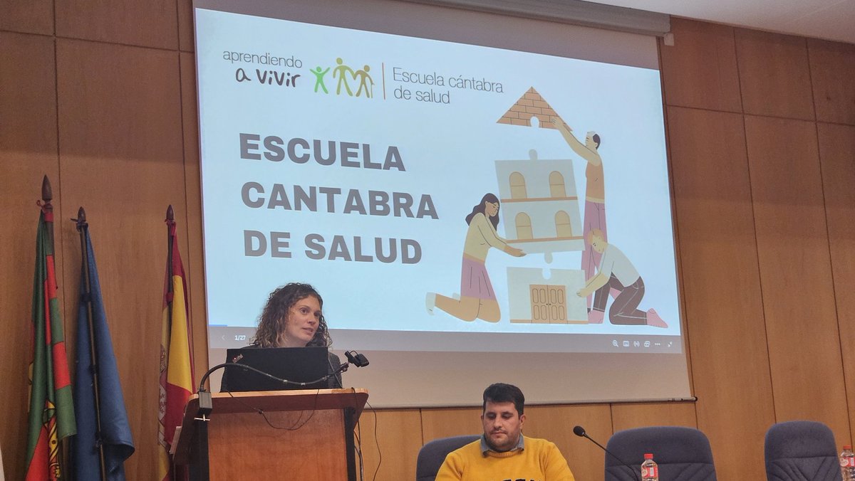 Hoy estamos en las 13ª JORNADAS DE INTERCAMBIO DE BUENAS PRÁCTICAS SOCIOSANITARIAS recordando a los profesionales que ellos, al igual que la ciudadanía, son la Escuela. Junt@s multiplicamos. #TúEresEscuela