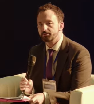 HorizonteEuropa's tweet image. Existen nuevos retos para construir el futuro #ProgramaMarco. 
Massimiliano Esposito de @EUScienceInnov le gustaría resaltar la capacidad de #HorizonEurope de adaptarse a las circunstancias energéticas, sanitarias o de seguridad. 😷⚠️