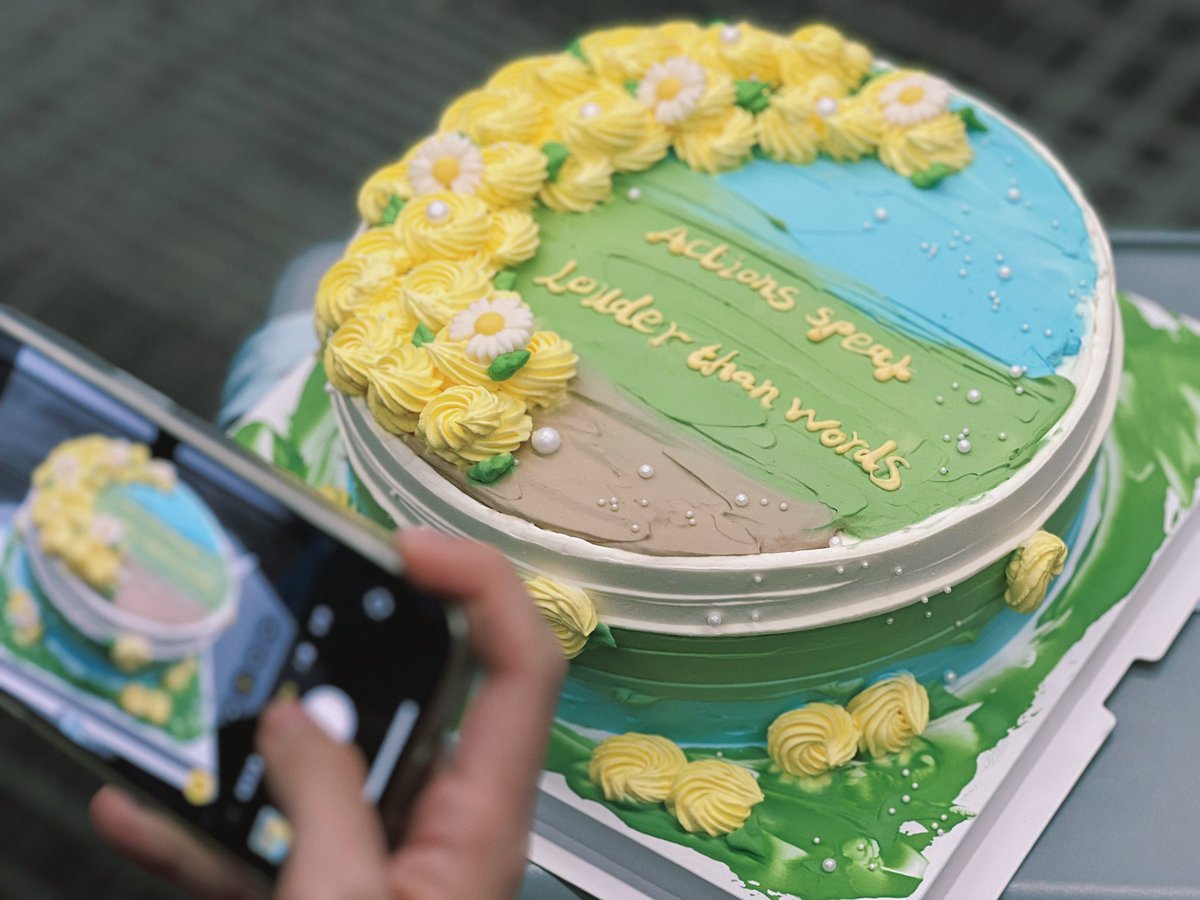 Kai Kuang tweet media