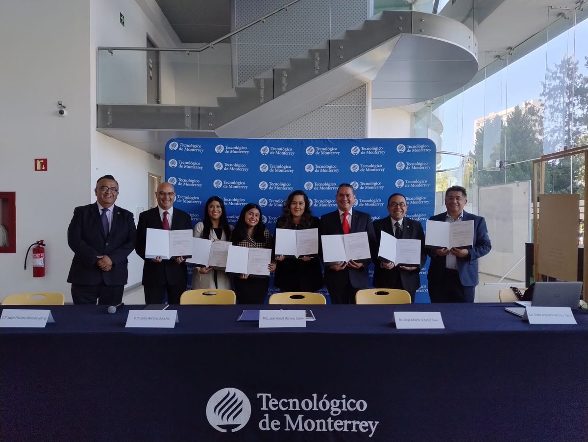 TECcampusPUE's tweet photo. Se llevó a cabo la presentación de la Comisión de Tecnología, así como la firma de convenio con el CCPEP - Colegio de Contadores Públicos del Estado de Puebla @IMCP_Puebla y el nombramiento como Coordinador de la Comisión de Tecnología del CCPEP de Dan González, Director de Programa de Licenciatura en Contaduría Pública y Finanzas.

Estamos honrados de recibirles y de ser parte como institución formativa profesional en la contribución y posicionamiento de la profesión contable y financiera.