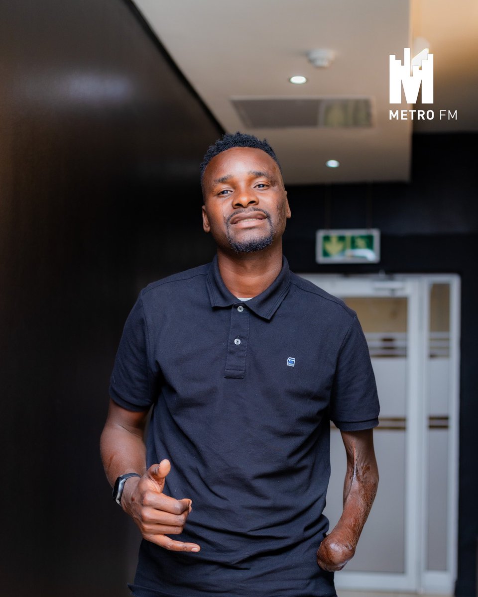 METROFMSA's tweet photo. Tonight on #TheWeekendthatwas on #SportsNightAmplified with @AndileNcube we tell the story of Collen Mahlalela between 6-7pm.
#SNAWA
Tune in to https://t.co/vtHenSKATi https://t.co/tPxIfHu1mO