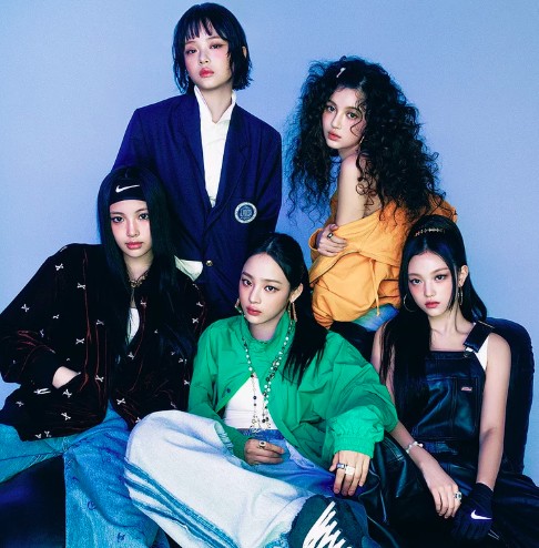 AboutMusicYT's tweet photo. NewJeans announces their departure from ADOR. https://t.co/OcF4FfhLSQ