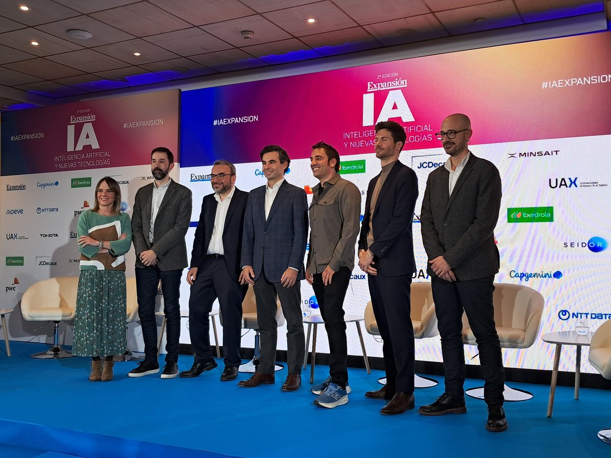 <a href="/Monicamtinez/">Mónica Martínez</a> <a href="/expansioncom/">expansioncom</a> <a href="/redpuntoes/">Red.es</a> <a href="/MicrosoftES/">Microsoft España</a> <a href="/davidcsa/">David Carmona</a> <a href="/Amparopolo/">Amparo Polo</a> <a href="/minsaitbyindra/">Minsait</a> <a href="/Cepsa/">XXXXXXXX</a> <a href="/GENERALI_es/">GENERALI España</a> <a href="/vodafone_es/">Vodafone España</a> <a href="/SenniorsCare/">Senniors</a> <a href="/PwC_Spain/">PwC España</a> <a href="/uaxuniversidad/">UAX</a> <a href="/carlospologil/">Carlos Polo</a> <a href="/seidor/">SEIDOR</a> <a href="/tokiota_IT/">Tokiota</a> <a href="/iberdrola/">Iberdrola</a> <a href="/MAPFRE/">MAPFRE</a> <a href="/Capgemini/">Capgemini</a> <a href="/MASORANGE_ES/">MasOrange</a> <a href="/AmadeusITGroup/">Amadeus</a> <a href="/taboola/">Taboola</a> <a href="/ElenaHeBe/">ElenaHerreroBeaumont</a> <a href="/EthosferaO/">ethosfera.org</a> <a href="/odise_ia/">OdiseIA</a> <a href="/AnnaCejudo/">Anna Cejudo</a> <a href="/founderz/">Founderz | Business School</a> Participan en la cuarta mesa sobre IA generativa <a href="/dpereirapaz/">David Pereira</a> (<a href="/NTTDataSpain/">NTT DATA España</a>), <a href="/Delachica/">Jose Manuel de la Chica</a> (<a href="/santander_es/">Santander España</a>), <a href="/pablocarlier/">Pablo Carlier</a> (<a href="/GoogleCloud_ES/">Google Cloud España</a>, <a href="/uribeetxebarria/">Xabi Uribe-Etxebarria</a> (<a href="/Sherpa_AI/">sherpa.ai 🧠</a>), Ricardo Pérez Valcárcel (<a href="/JCDecaux_ES/">JCDecaux España</a>) y <a href="/iGNASI85/">Ignasi Barri</a> (<a href="/gft_es/">GFT Technologies España</a>)