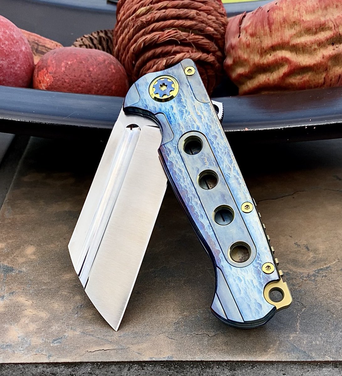 Adv44Trader's tweet photo. Custom acid rain large Butcher 💪🏻🔥 https://t.co/Kwxw5XIjRf