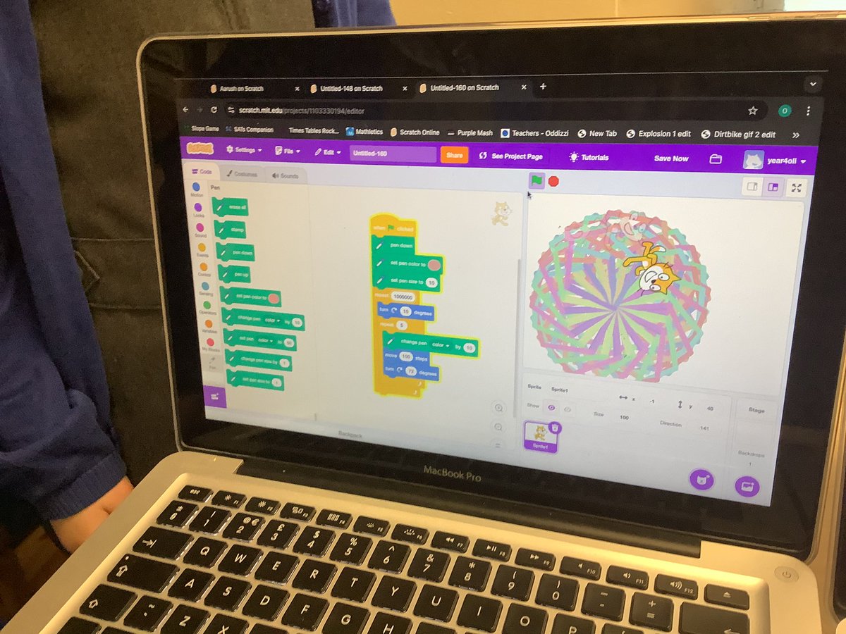oli_year4_'s tweet photo. We loved working with Mr Moffet to create patterns using repeating loops! #olipcomputing https://t.co/dRsKU9MFRc