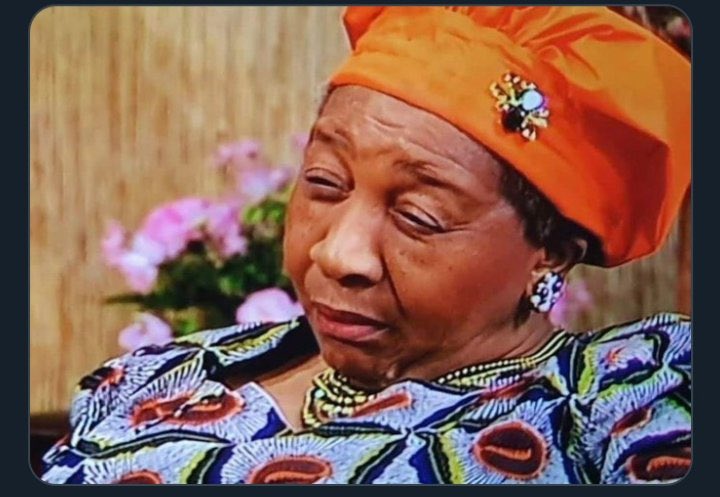 SandzMgobs1's tweet photo. @Musa_Khawula Tshwala basically... heee! Tshwala basically! Hee na thilaalaa! Ku krakra ngoku &amp; Rachel seems to be having de last laugh xa exwebe kanje umfana'kithi eishh... lomntu ayakuye uRachel is quite busy https://t.co/MBCE0awms3